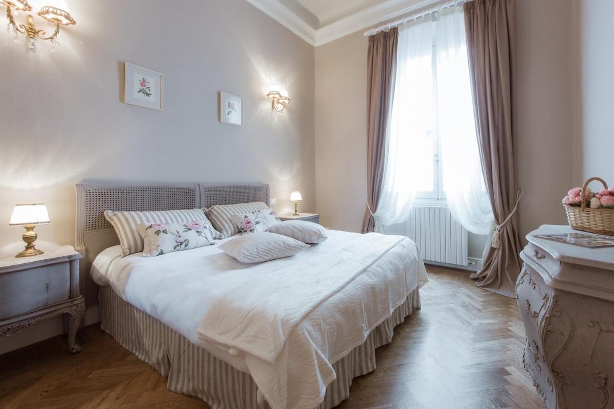 Apartment Leopoldo Luxurious Near The Center *
