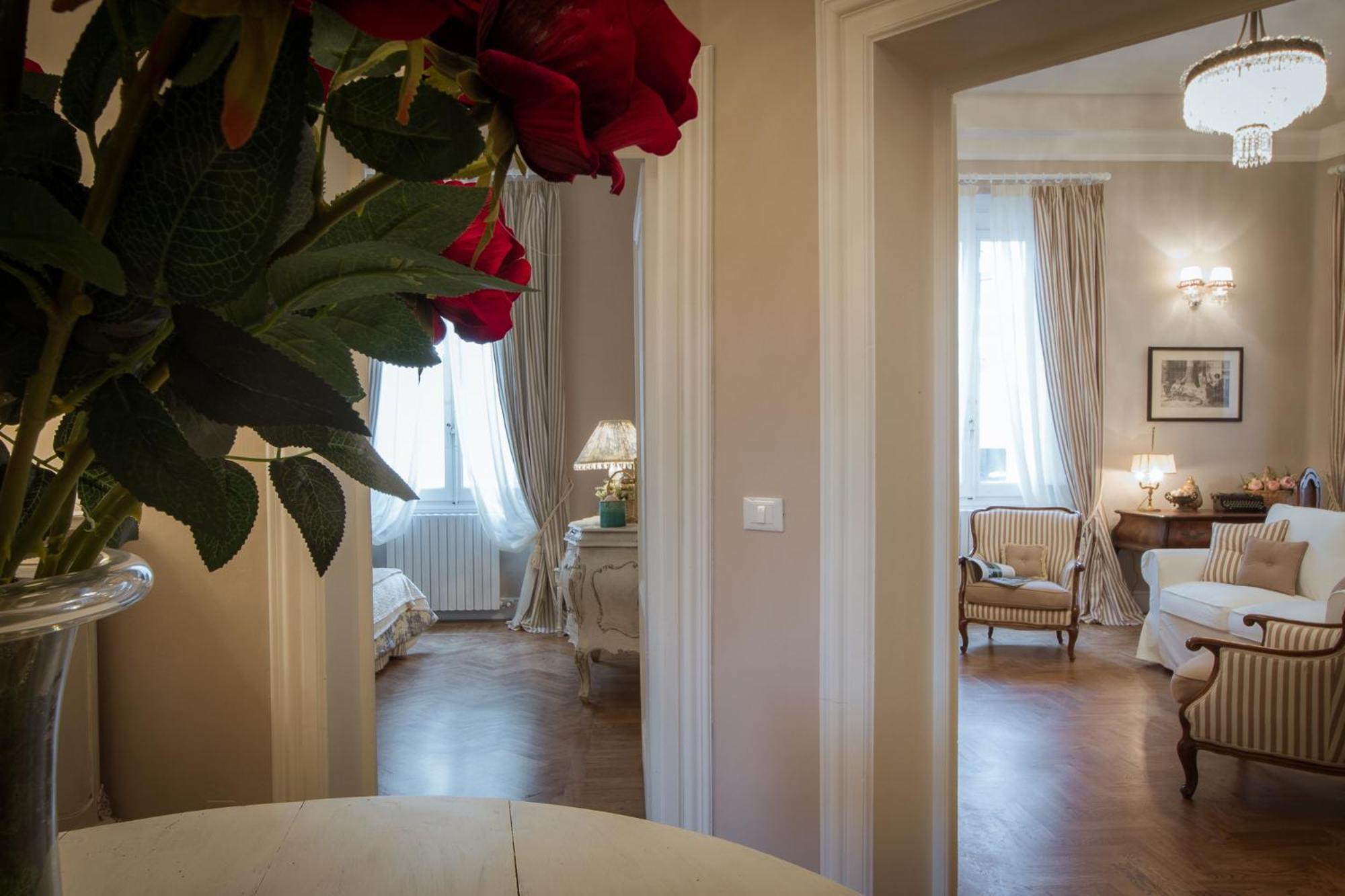 Leopoldo Luxurious Near The Center